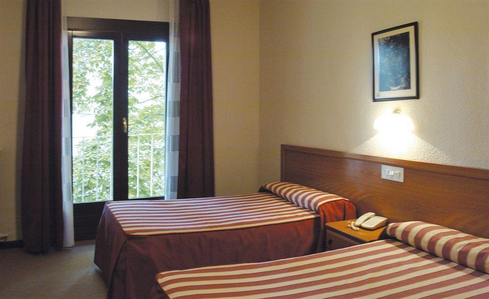 יאראבה Hotel Balneario Seron מראה חיצוני תמונה
