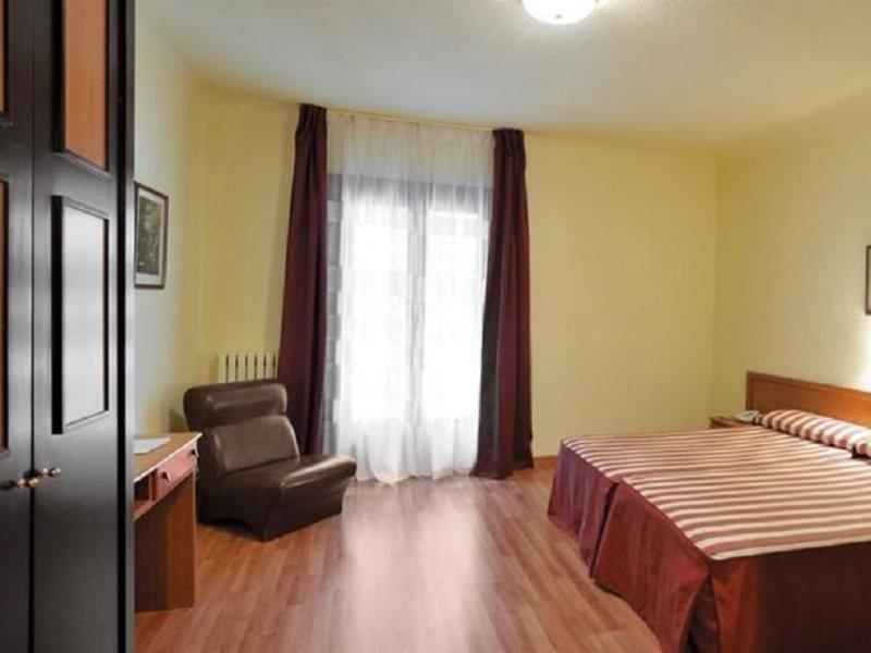 יאראבה Hotel Balneario Seron מראה חיצוני תמונה